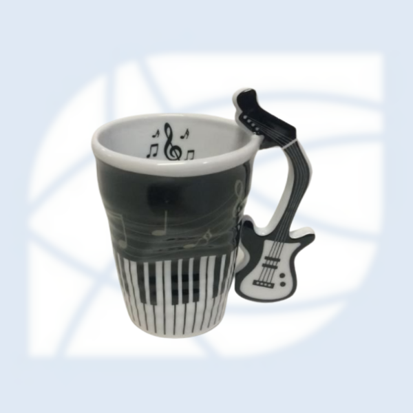 CANECA ALÇA DE GUITARRA AMASSADA